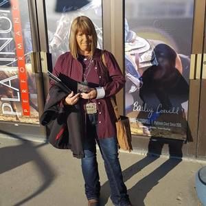 Meet your Posher, Candace